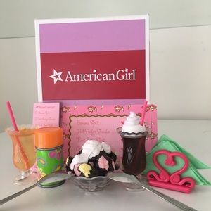 Amer. Girl Sweet 12 Treats orig box, retired! Smoke free, gentle use.